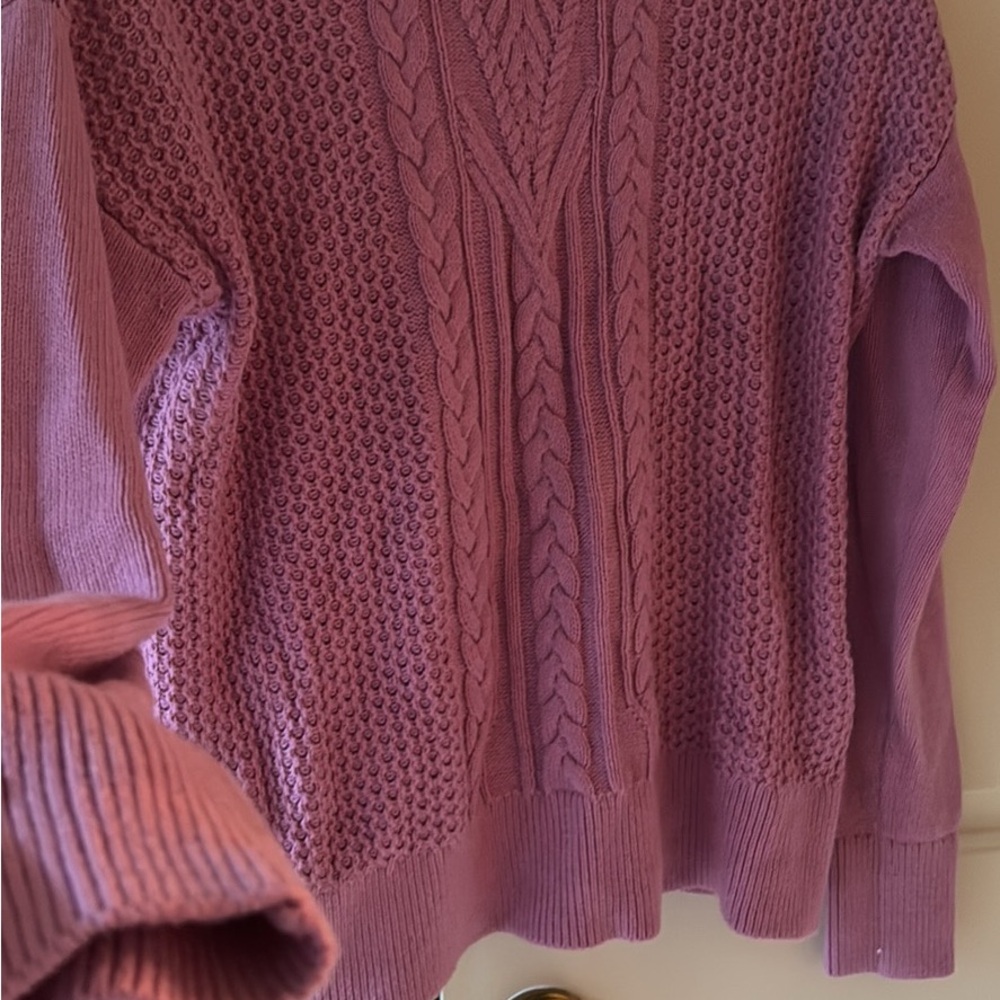 Banana Republic Purple Crew Neck Sweater with Cable Knit Design